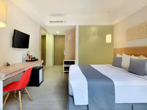 Hotel NEO+ Kuta Legian Kamar Photos