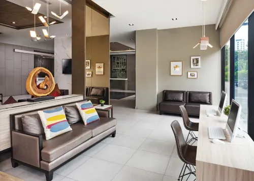 Altera Hotel and Residence Бизнес-удобства Photos