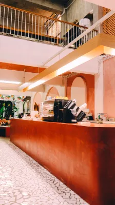 SO! Boutique Hostel Makanan Photos