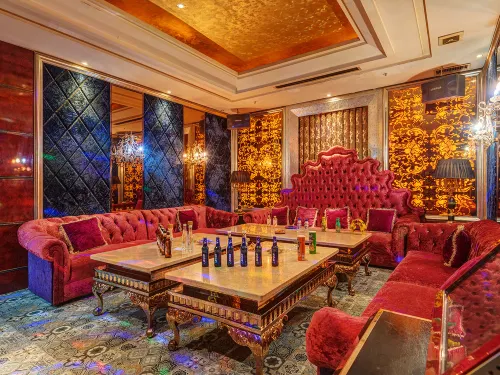 The Grand Tower Hotel Empfohlen Photos