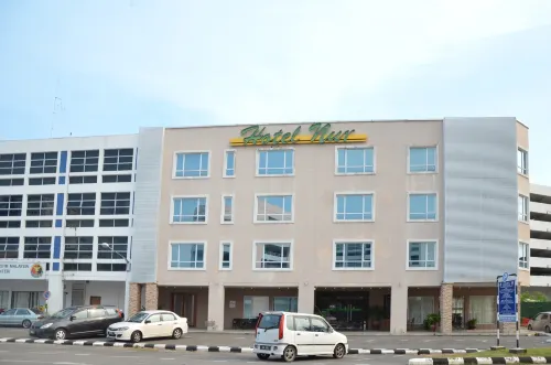 Hotel Nur Miri Esterni Photos