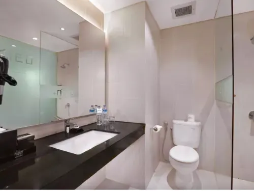 Hotel NEO+ Kuta Legian Kamar Photos
