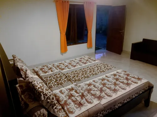 Balangan Paradise Hostel and Restaurant Kamar Photos