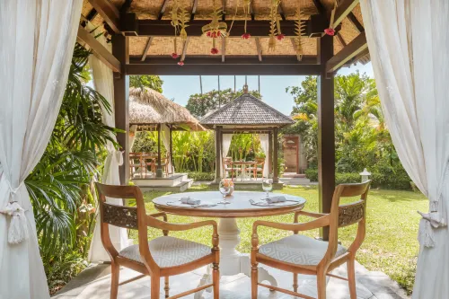 The Pavilions Bali Makanan Photos