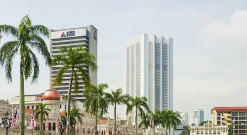 YY48 Hotel 2 Mins Walk from Masjid Jamek LRT Station Featured Photos