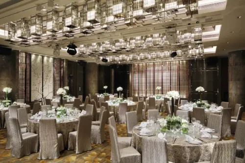 Royal Plaza Hotel Business Facilities Photos