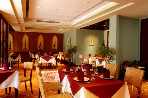 Mission Hills Phuket Golf Resort Restauration Photos