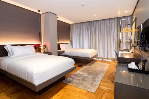 Ramada Encore Makati Rooms Photos