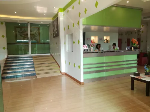 Lucky Green View Espaces publics Photos