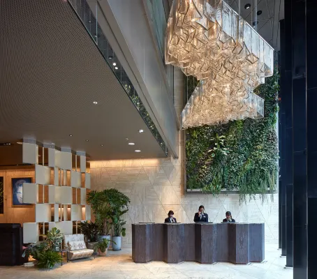 The Emperor Hotel Area Publik Photos