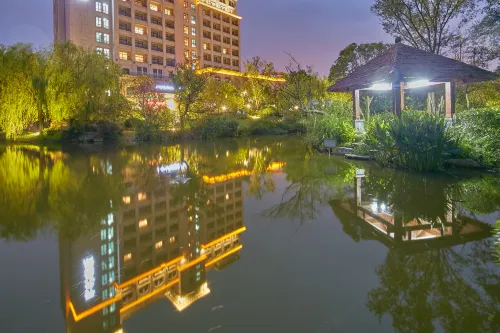 Maison New Century Hotel Shanghai Changxing Island Public Areas Photos