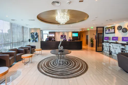 Premier Inn Abu Dhabi Capital Centre Public Areas Photos