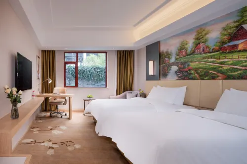 Vienna Hotel (Lijiang Old Town) Featured Photos