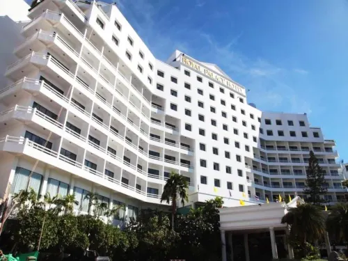 Royal Palace Hotel Featured Photos