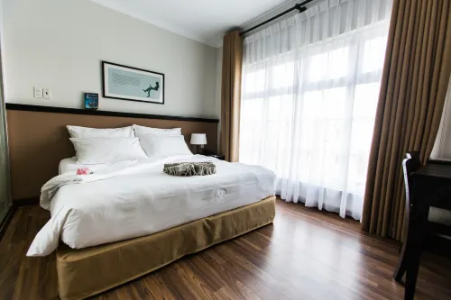 The Alcove Library Hotel Rooms Photos
