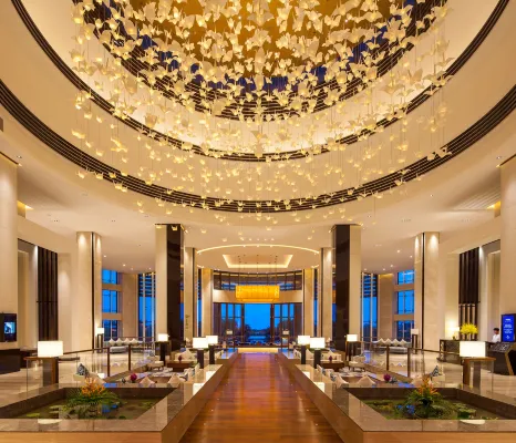 Thousand Cranes Sanya Yazhou Bay int‘l Exchange Centre , Curio Collection by Hilton Espaces publics Photos