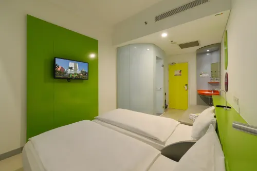 POP! Hotel Kelapa Gading Jakarta Kamar Photos