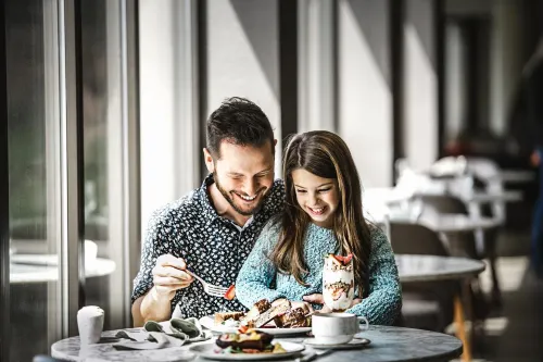 Hilton Chicago Oak Brook Hills Resort & Conference Center Dining Photos
