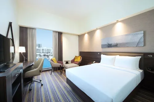 Hampton by Hilton Dubai Al Barsha Rooms Photos