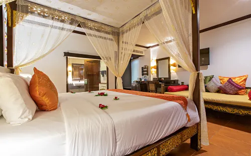 Kata Palm Resort & Spa Zimmer Photos