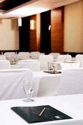 Kantary Bay Hotel and Serviced Apartments Sriracha Espaces Affaires Photos