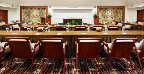The Magani Hotel and Spa Fasilitas Bisnis Photos