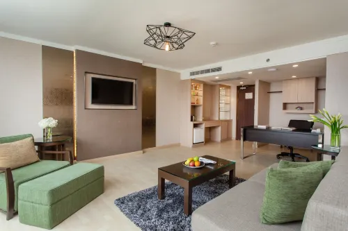 Ramada Plaza by Wyndham Bangkok Menam Riverside Featured Photos