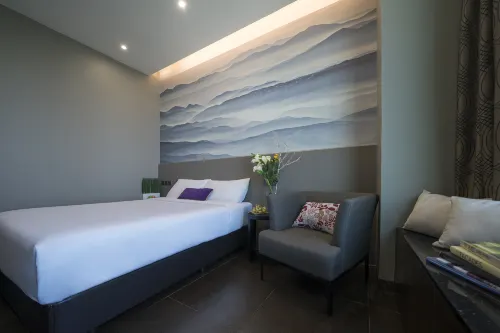 V Hotel Lavender Kamar Photos