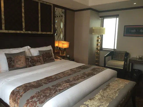 Golden Lotus Luxury Hotel Chambres Photos