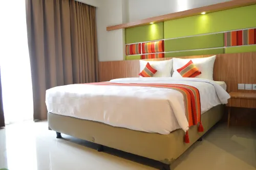Kyriad Hotel Airport Jakarta Zimmer Photos