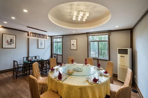 Tianyou Manor Dining Photos