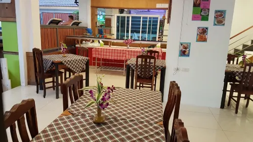 Green Harbor Hotel & Service Apartment Mahlzeiten Photos