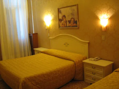 Hotel Airone Huoneet Photos