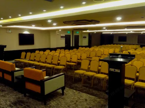 Hotel Sarowar Business Facilities Photos