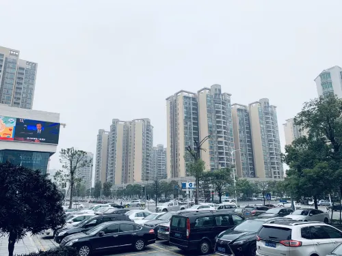 Dongfu Hotel (Guangzhou Huadu Plaza Cultural Tourism City) Dekat Hotel Photos