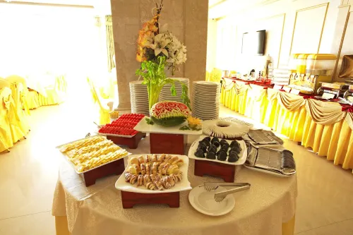 Khách sạn Romeliess Ăn uống Photos