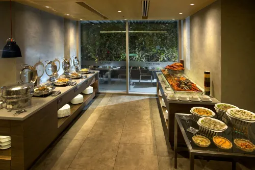 Liberty Central Saigon Citypoint تناول الطعام Photos