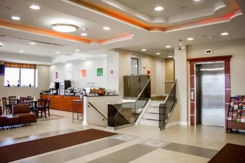 Comfort Inn & Suites LaGuardia Airport Empfohlen Photos