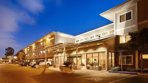 Best Western Plus Bayside Hotel Ngoại thất Photos