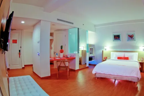 Harris Hotel & Conventions Malang Photos