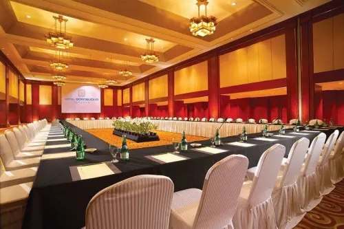 Hotel Borobudur Jakarta Dành cho công việc Photos