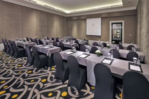 Hotel Ciputra World Surabaya managed by Swiss-Belhotel International  Fasilitas Bisnis Photos