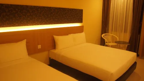118 Hotel Macalister Photos