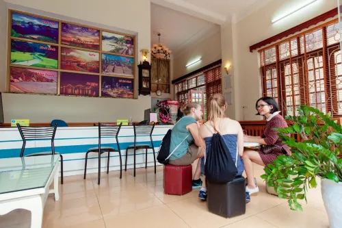 Khách sạn Alex Hạ Long Khu vực công cộng Photos