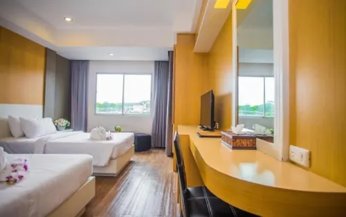 New Travel Lodge Hotel Phòng Photos