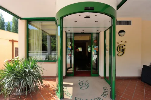 Guesia Village Hotel e Spa Aree comuni Photos