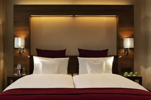 Flemings Hotel Frankfurt Main-Riverside Rooms Photos