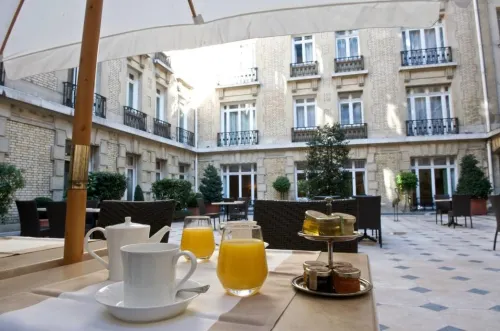 Fraser Suites le Claridge Champs-Elysées Dining Photos
