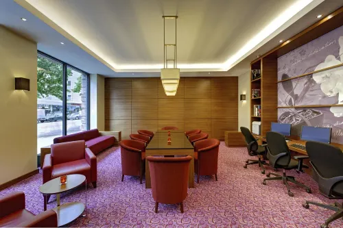Hampton by Hilton Berlin City West Business Facilities Photos