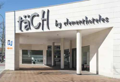 Tach Madrid Airport Extérieur Photos